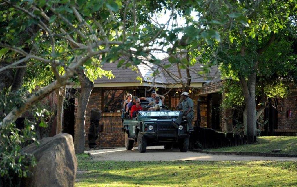 Idube Game Reserve เขตอนุรักษ์พันธุ์สัตว์ป่าซาบีแซนด์ ภายนอก รูปภาพ